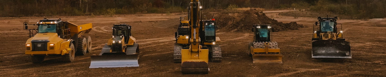 TechDogs-"An Image Of Caterpillar Construction Machines"