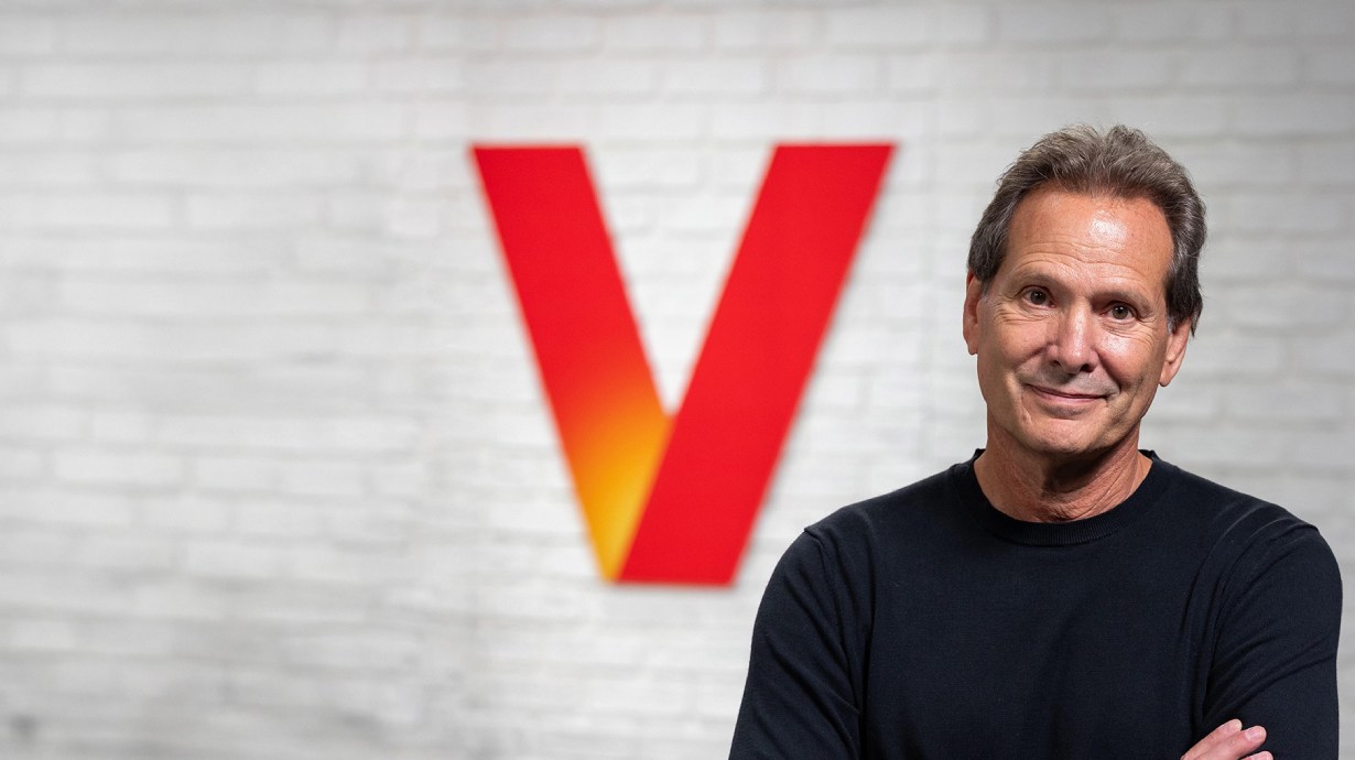 TechDogs-"An Image Of Dan Schulman, CEO Of Verizon"