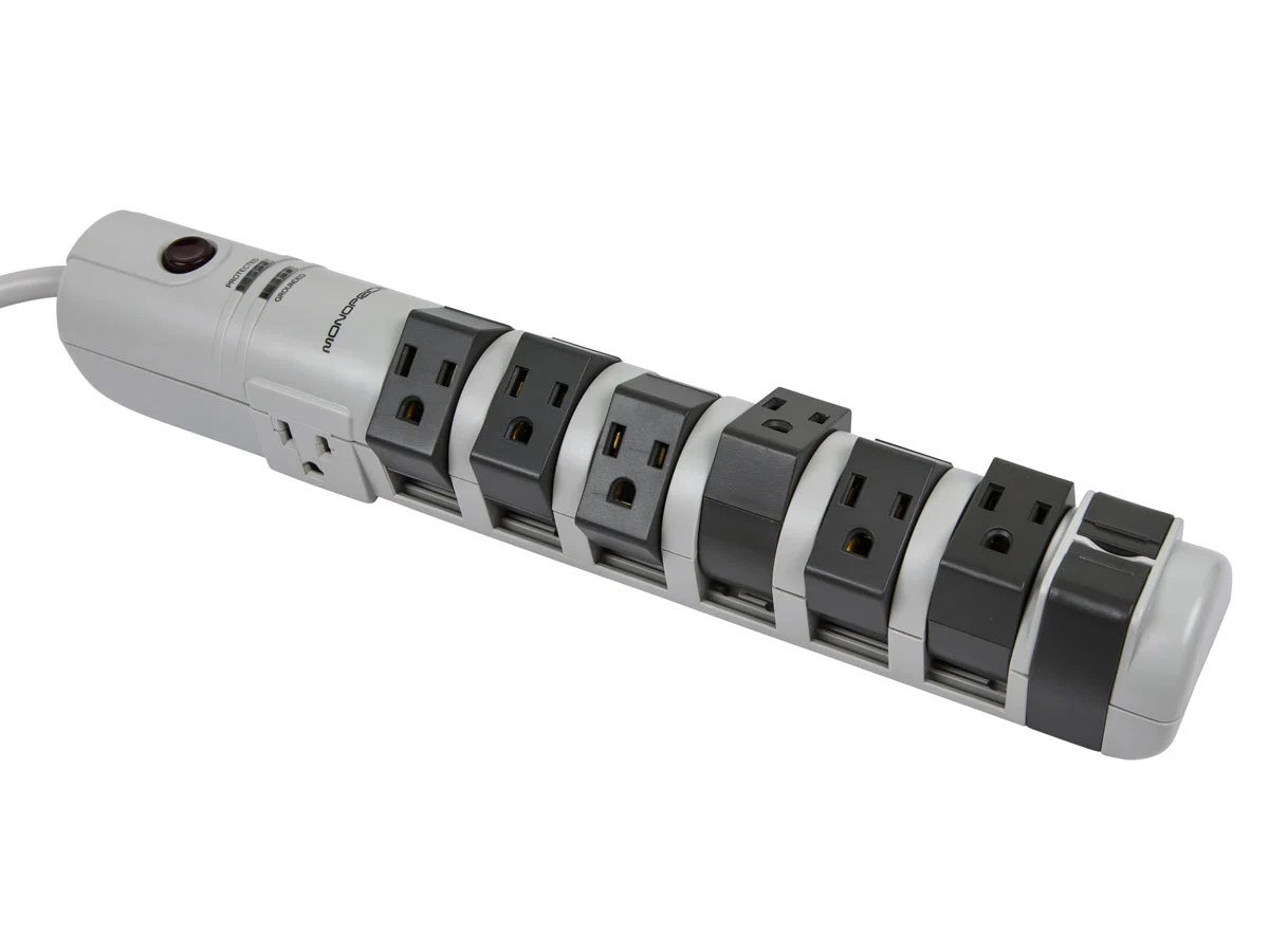 TechDogs-"Image Of Monoprice 8-Outlet Rotating Surge Strip"