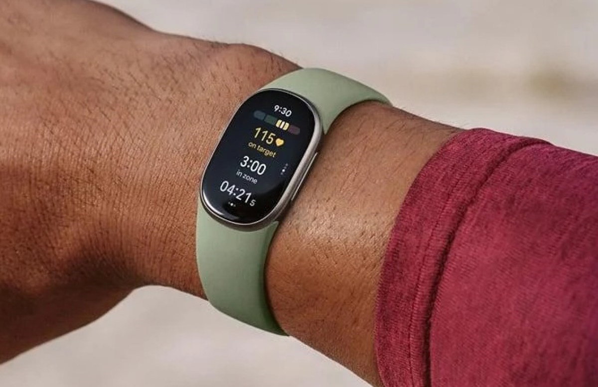 TechDogs-"AI-Powered Workout Tracking Gets Smarter"-"An Image Showing Workout Tracking With Google Fitbit Edge"