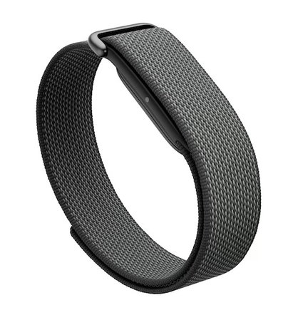 TechDogs-"Fitbit Air: Lightweight And Convenient"-"An Image Showing Google Fitbit Air" TechDogs-"Fitbit Air: Lightweight And Convenient"-"An Image Showing Google Fitbit Air"