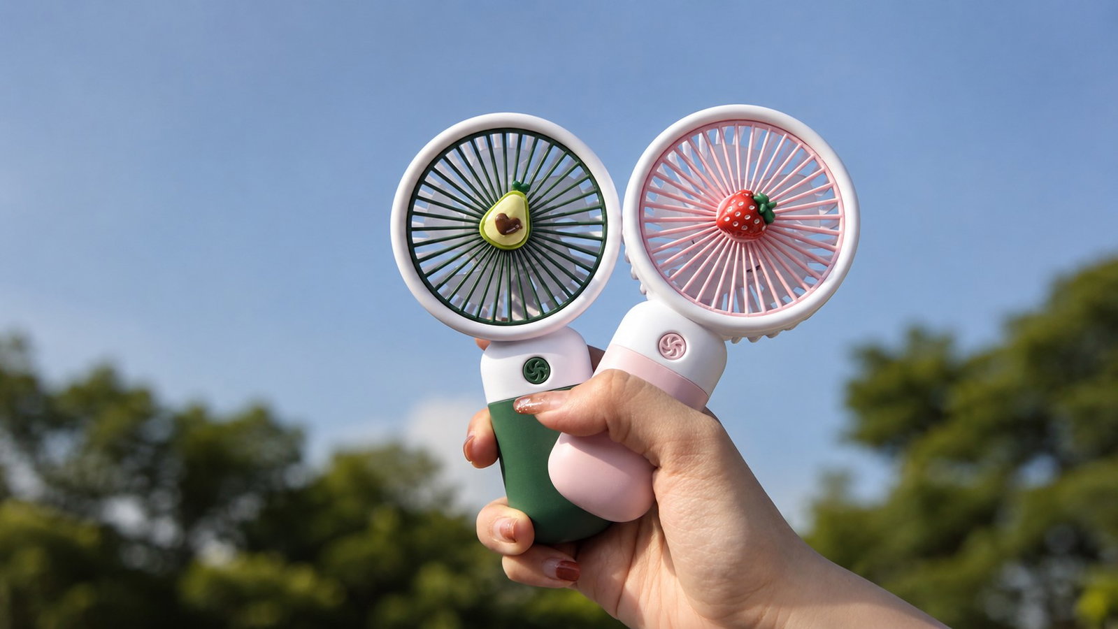 TechDogs-"Portable Fans And Travel Steamers"-"An Image Of A Hand-Held Fan"