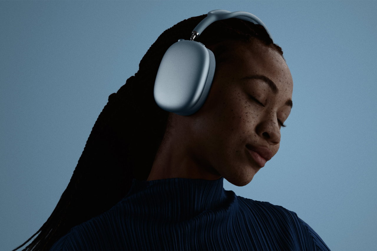 TechDogs-"An Image Of Apple's AirPods Max 2"