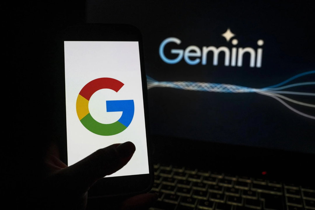 TechDogs-"An Image Of The Logos Of Google And Gemini"