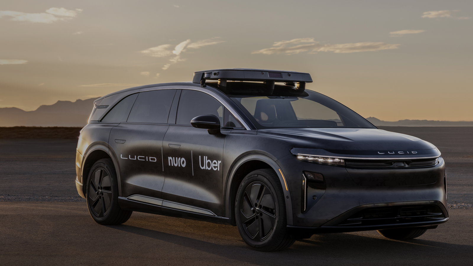 TechDogs-"An Image Of A Lucid Gravity SUV Powered By Nuro Technology And Available On The Uber Platform"